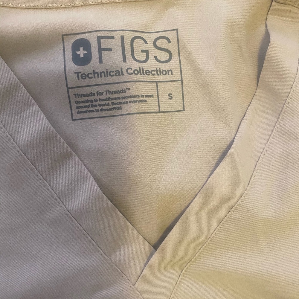 Dogs scrub top